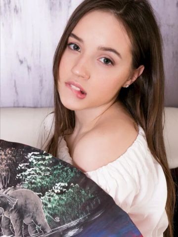 Елена Страстная Брюнетка